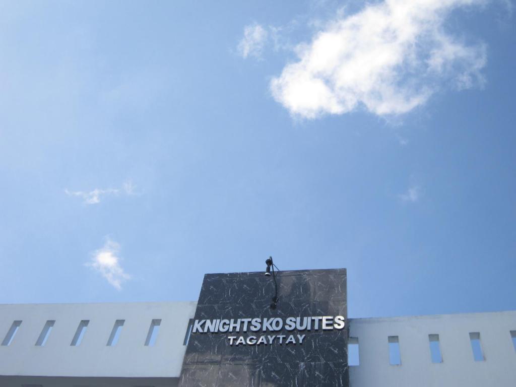 Knights Ko Suites Tagaytay City Esterno foto